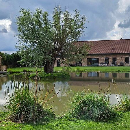 Gite Esprit Loft Fromelles Exterior foto